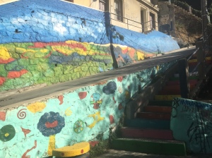 An example of how many colors there are up in the hills. This is part of the "museo al cielo abierto," or "open air museum" on Cerro Bellavista.